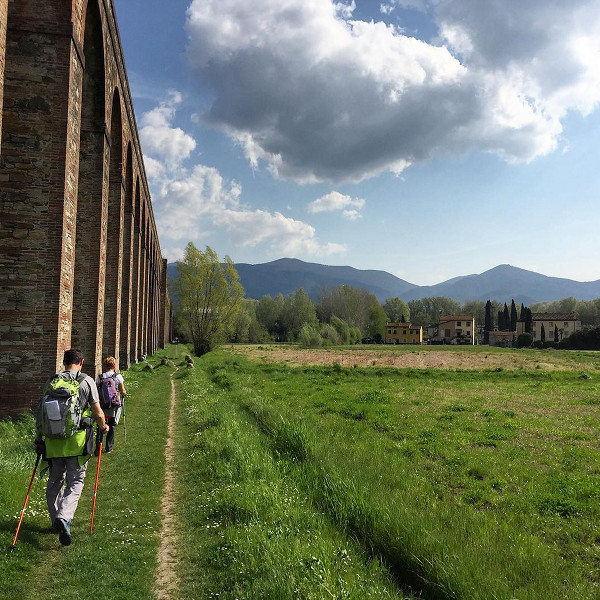 Il 24 e 25 marzo la Via degli Acquedotti. Un viaggio a piedi da Lucca a Pisa con Piedi in Cammino
