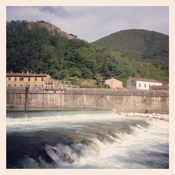 Ripafratta: Cascata e Rocca di San Paolino