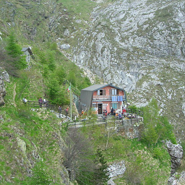 Apuane Rifugio Nello Conti